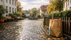 Laub sammeln leicht gemacht: 5 schnelle Methoden für sichere Wege und einen gesunden Rasen