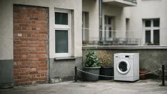 Fenster zur Tür im Innenhof: wann die WEG den Rückbau verlangen kann